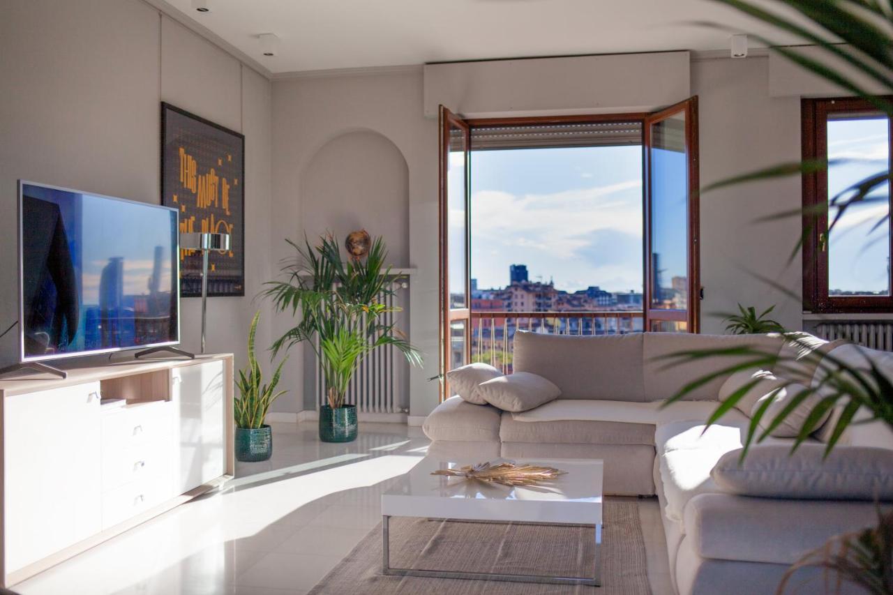 Stelvio Rooftop - Penthouse Skyline With Terrace And Jacuzzi Milánó Kültér fotó